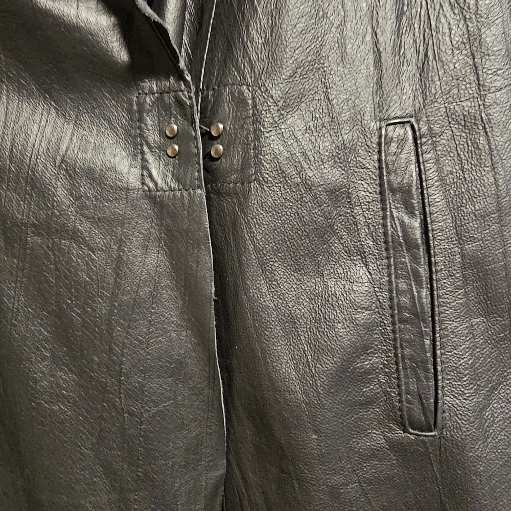My Tribe Leather Vest - Picture 2 of 9